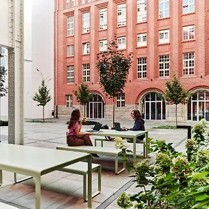 basecamp-wroclaw.hotelswroclaw.com/